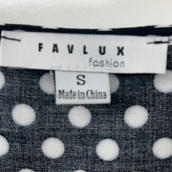 Favlux Deep V-Neck Polka Dot Faux Button Front Pullover Top Small Fitted Cropped - Picture 3 of 11